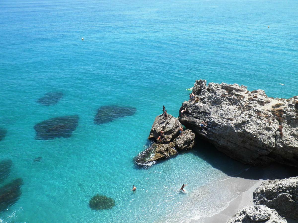 Rico Apartaments Parador Nerja Exterior photo